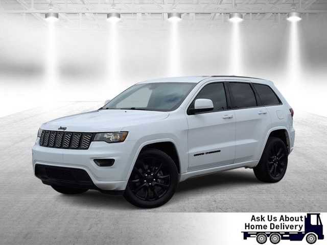 Used 2021 Jeep Grand Cherokee Laredo X AWD/4WD image 1