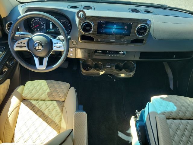 Used 2021 Mercedes-Benz Sprinter 144 Cargo image 19