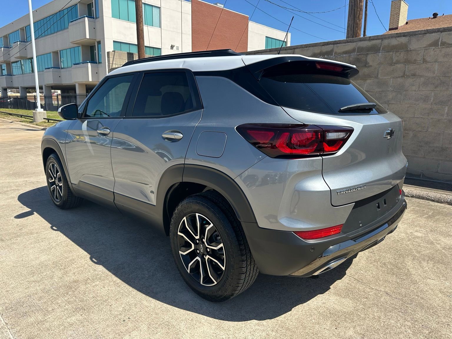 Used 2025 Chevrolet TrailBlazer ACTIV w/ Convenience Package image 7