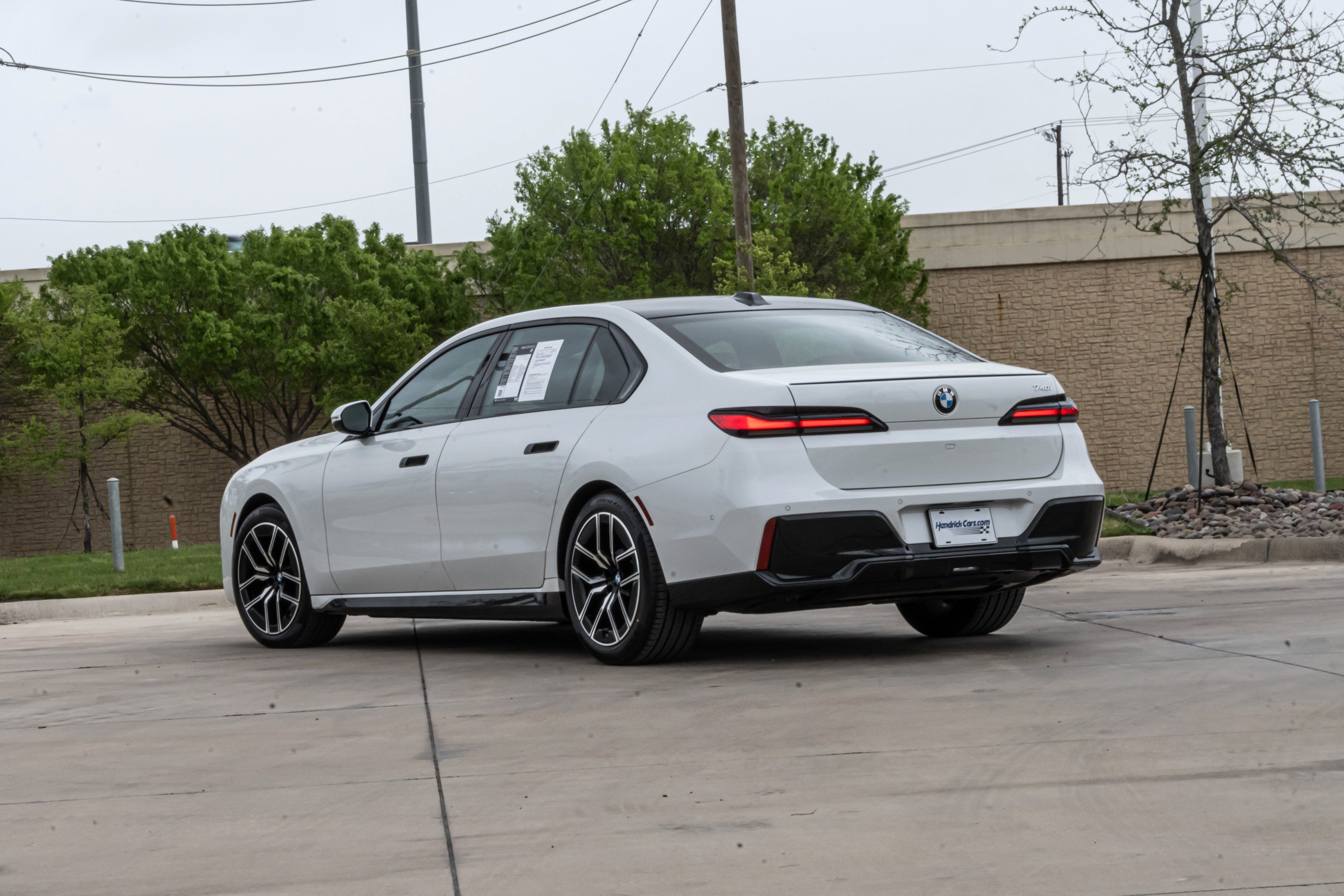 Certified 2023 BMW 740i w/ Parking Assistance Package image 6