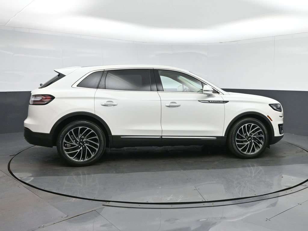 Used 2020 Lincoln Nautilus Reserve w/ Equipment Group 201A FWD image 8