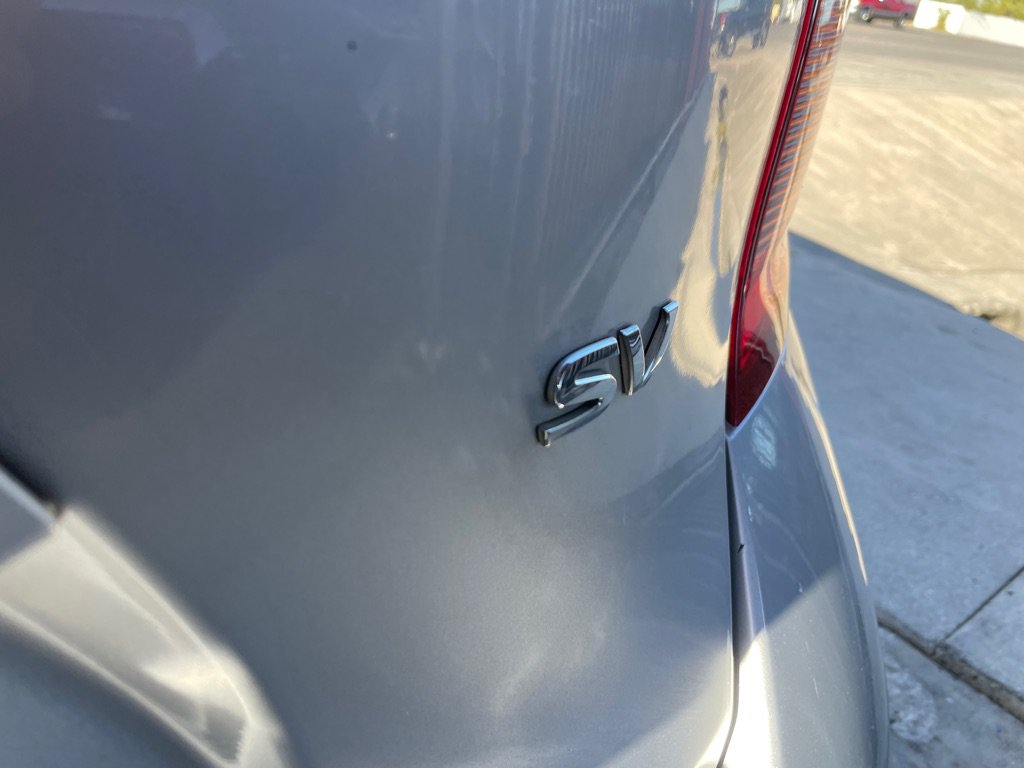 Used 2016 Nissan Versa Note SV FWD image 13