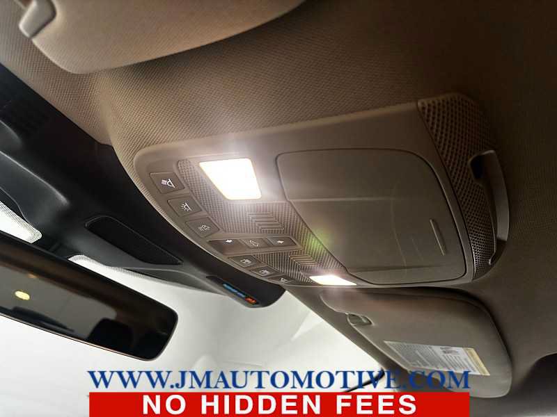 Used 2022 Lincoln Nautilus Reserve AWD/4WD image 25