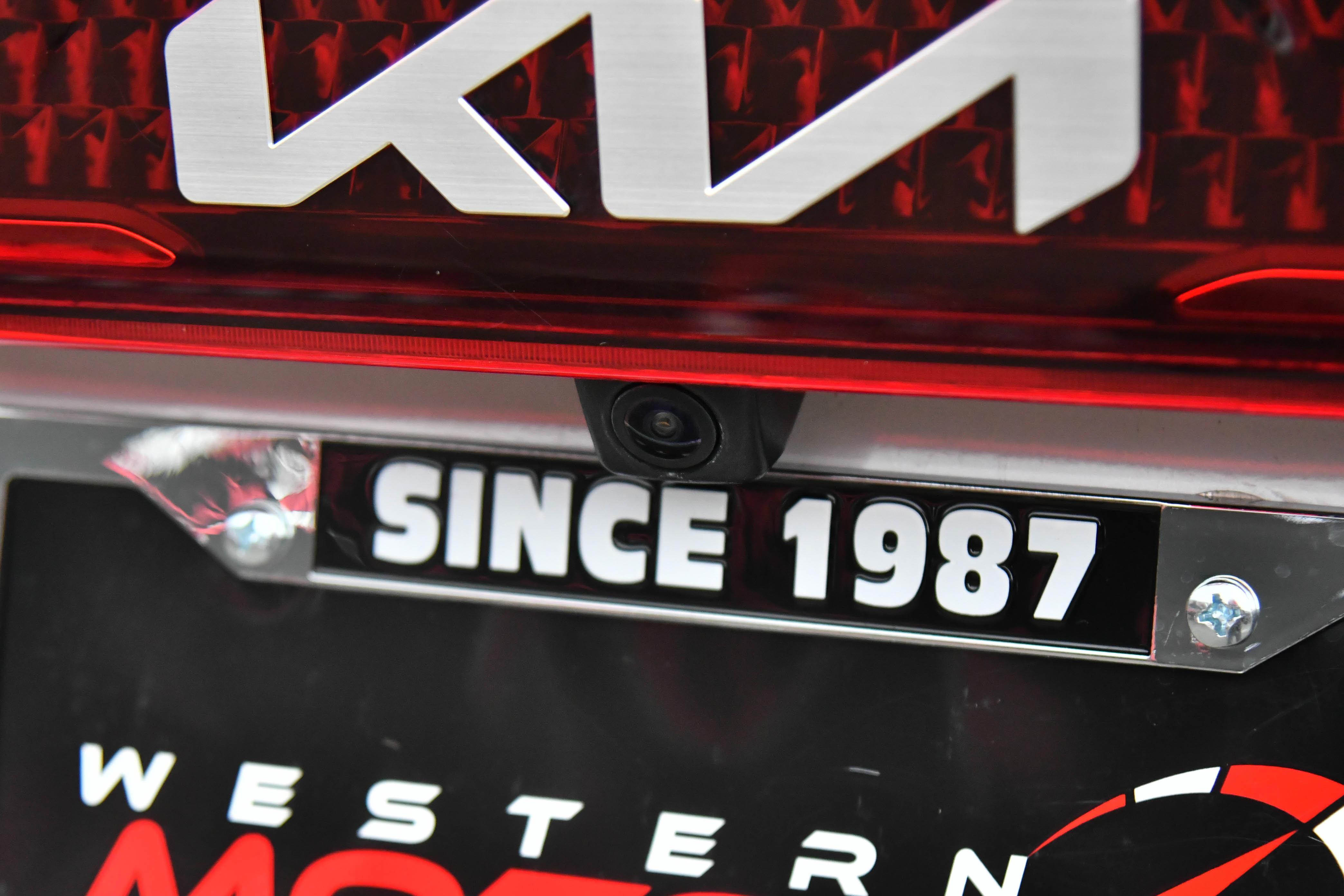 Used 2024 Kia Carnival LX image 41