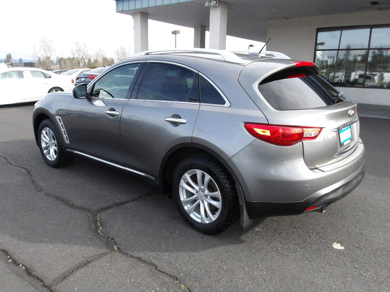 Used 2013 INFINITI FX37 AWD w/ Premium Pkg image 3