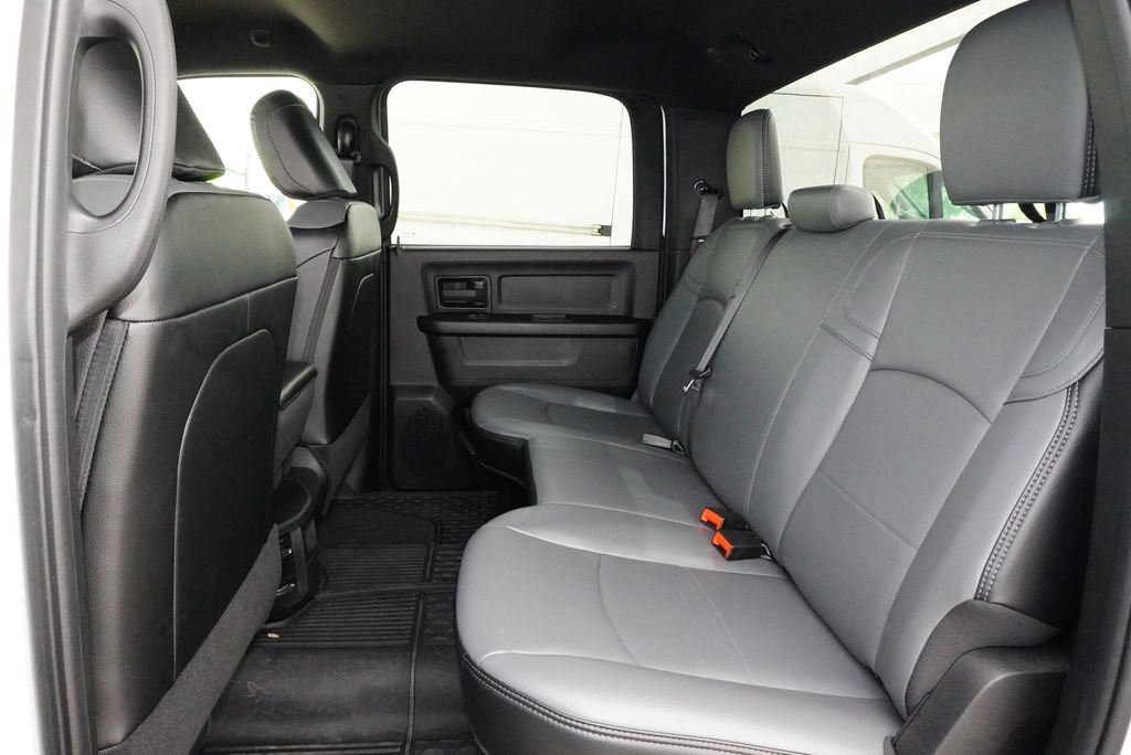 Used 2024 RAM 2500 Tradesman w/ Chrome Appearance Group image 29