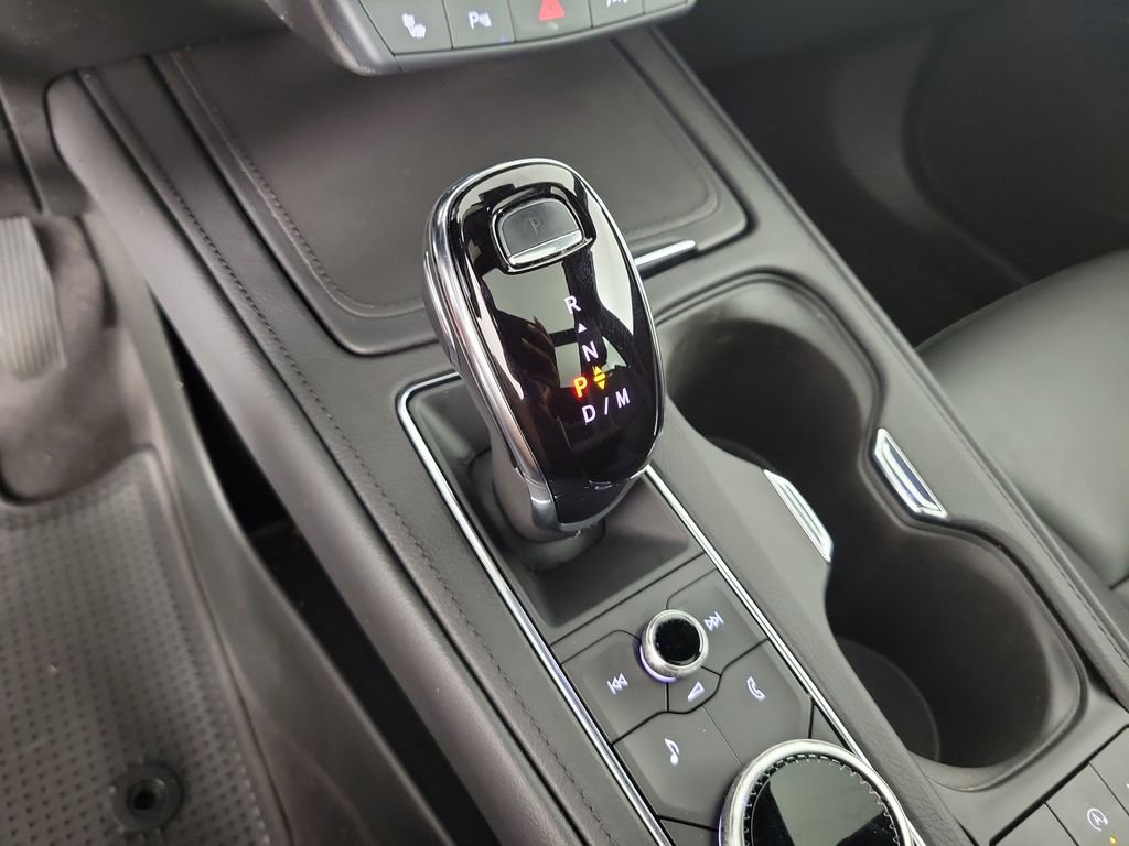 Certified 2023 Cadillac XT4 Luxury w/ Cold Weather Package FWD image 38