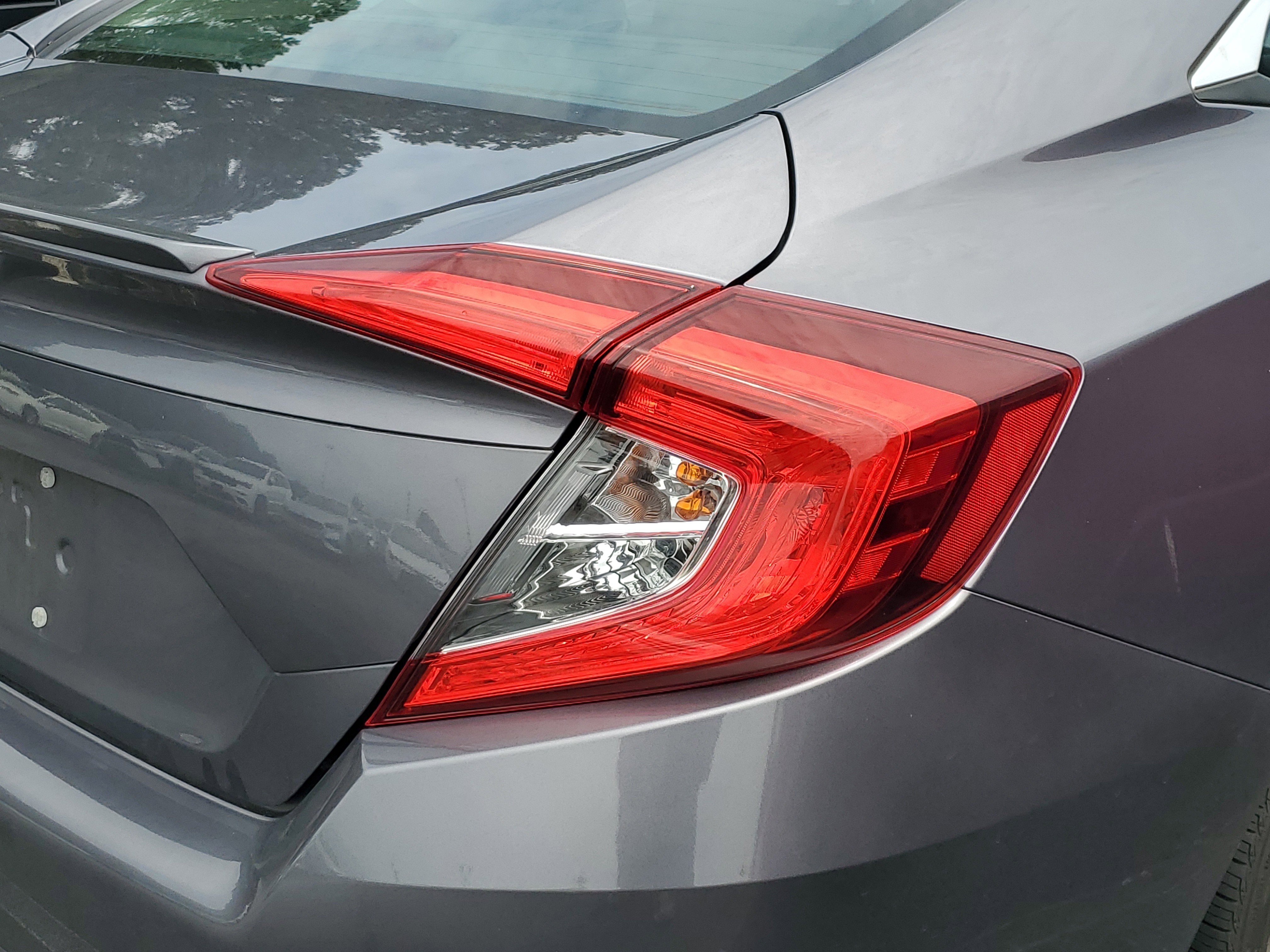 Used 2020 Honda Civic EX image 8