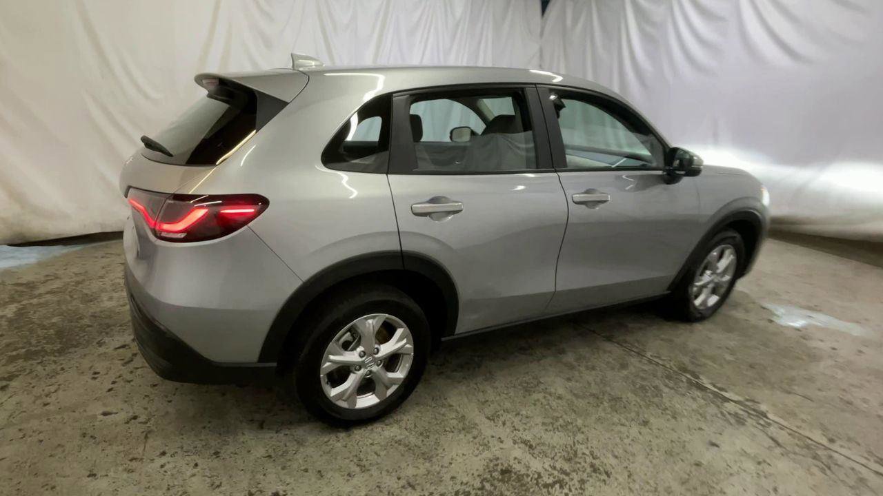 Certified 2023 Honda HR-V LX image 8