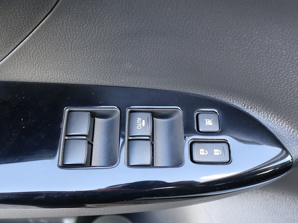 New 2026 Mitsubishi Eclipse Cross LE AWD/4WD image 33