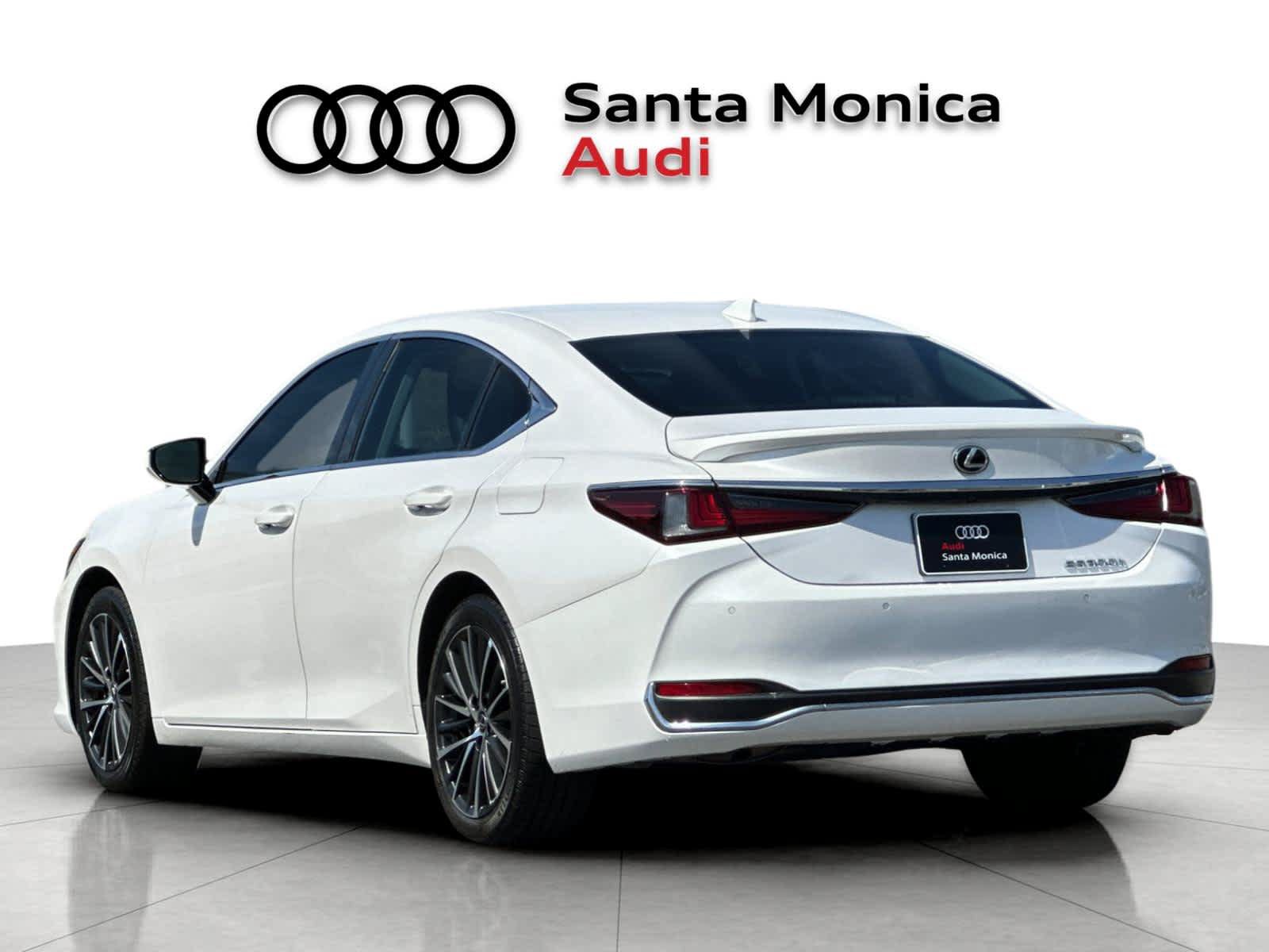 Used 2024 Lexus ES 300h w/ Premium Package FWD image 6