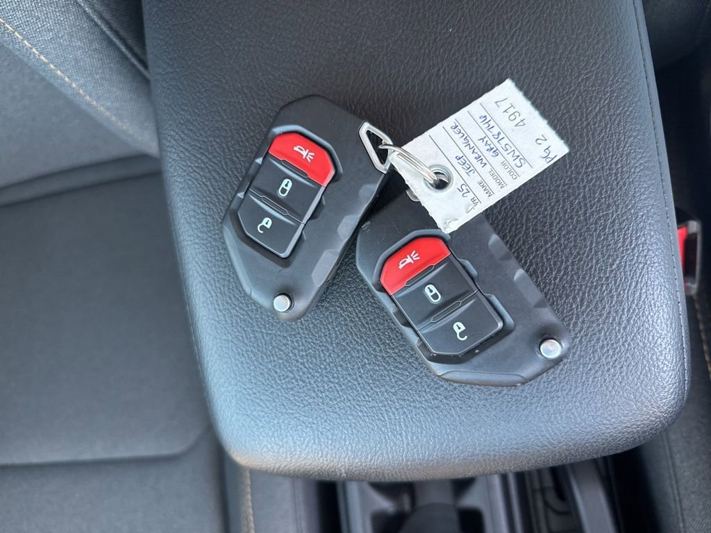 Certified 2025 Jeep Wrangler Willys 4xe image 24