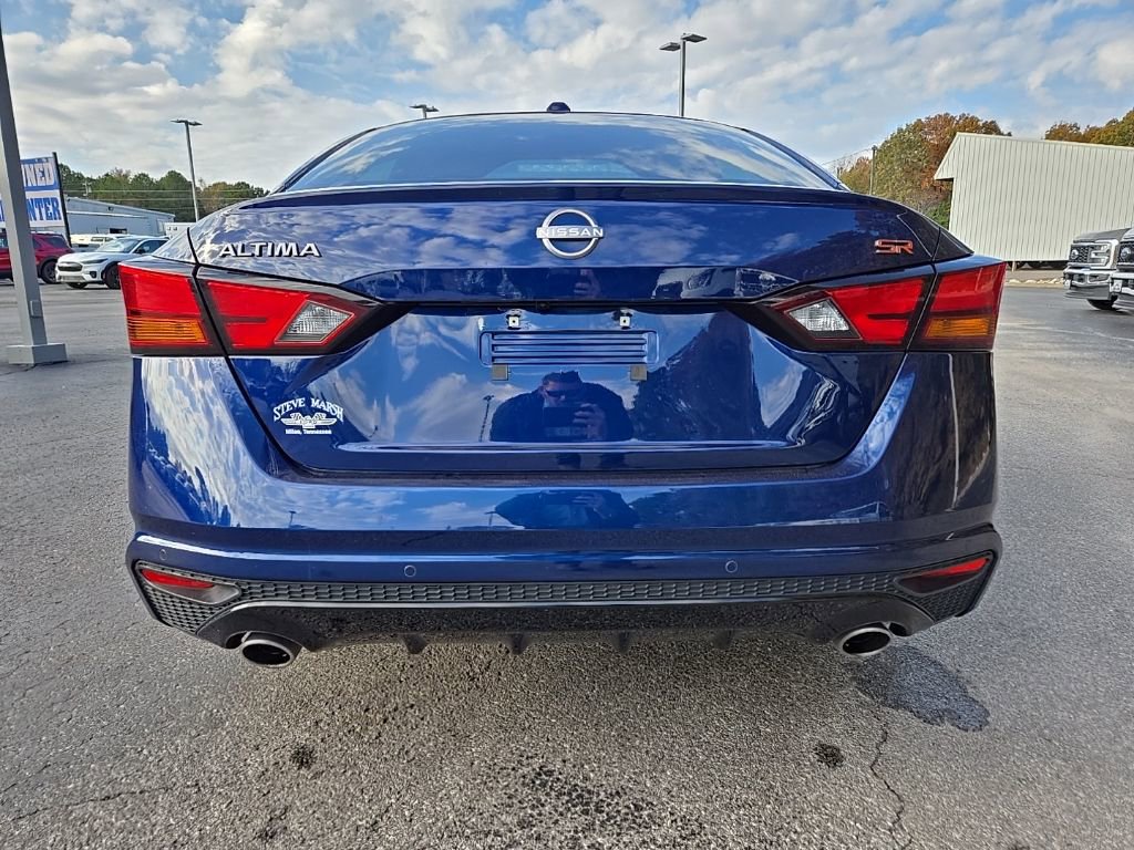 Used 2024 Nissan Altima 2.5 SR w/ SR Premium Package image 6