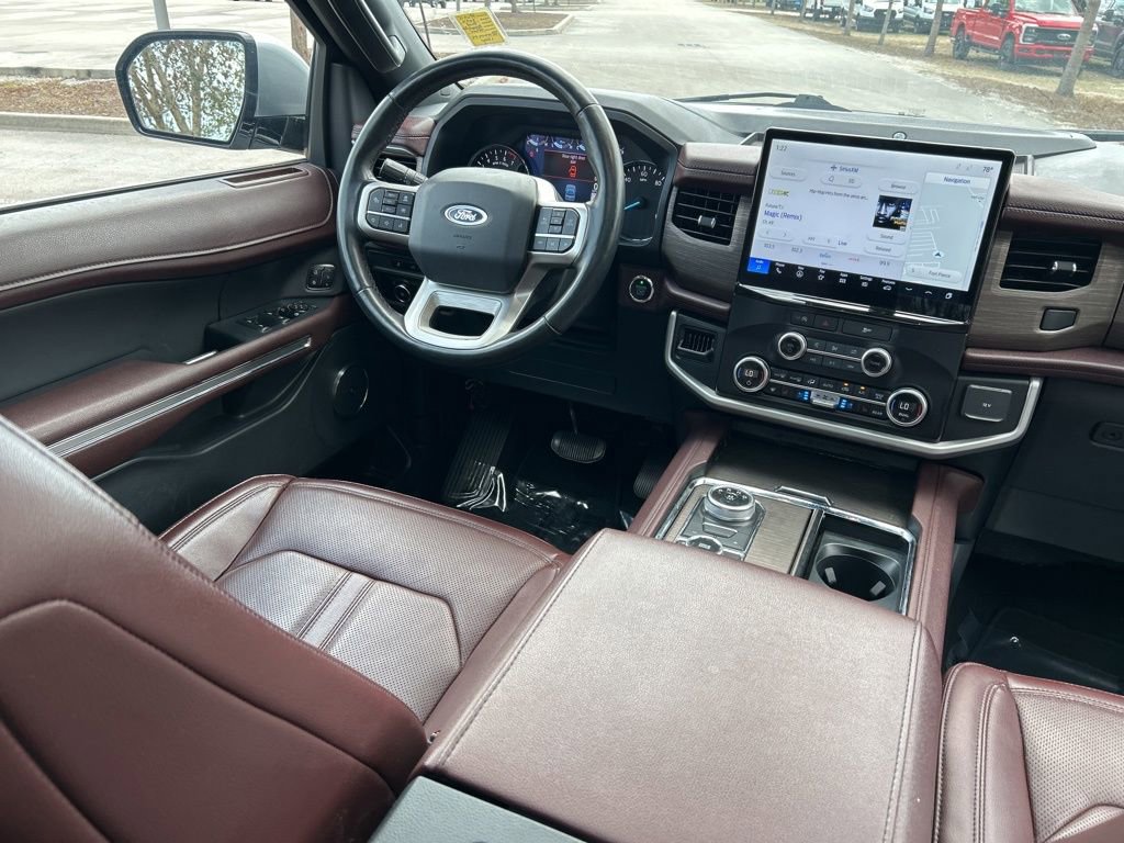 Used 2024 Ford Expedition Max Limited image 9