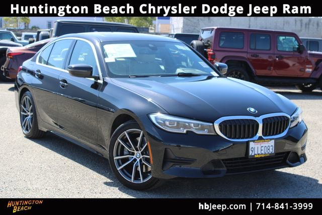 Used 2021 BMW 330i Sedan image 1