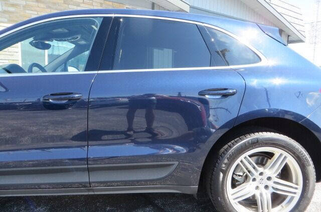 Used 2017 Porsche Macan S AWD/4WD image 31