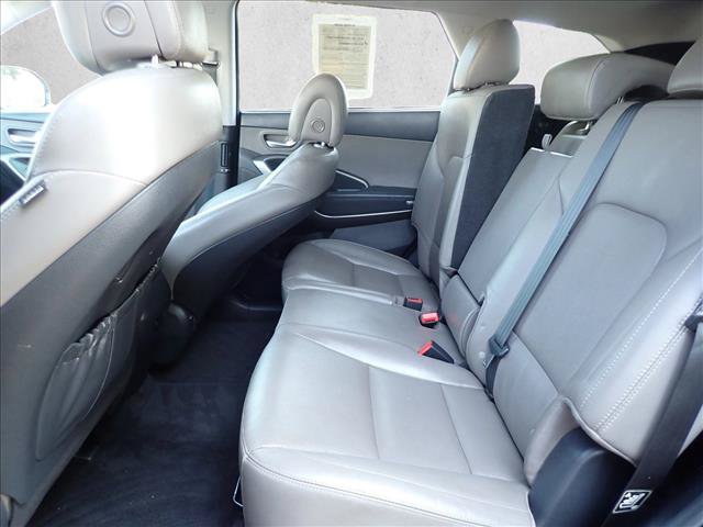 Used 2018 Hyundai Santa Fe AWD w/ Cargo Package image 10