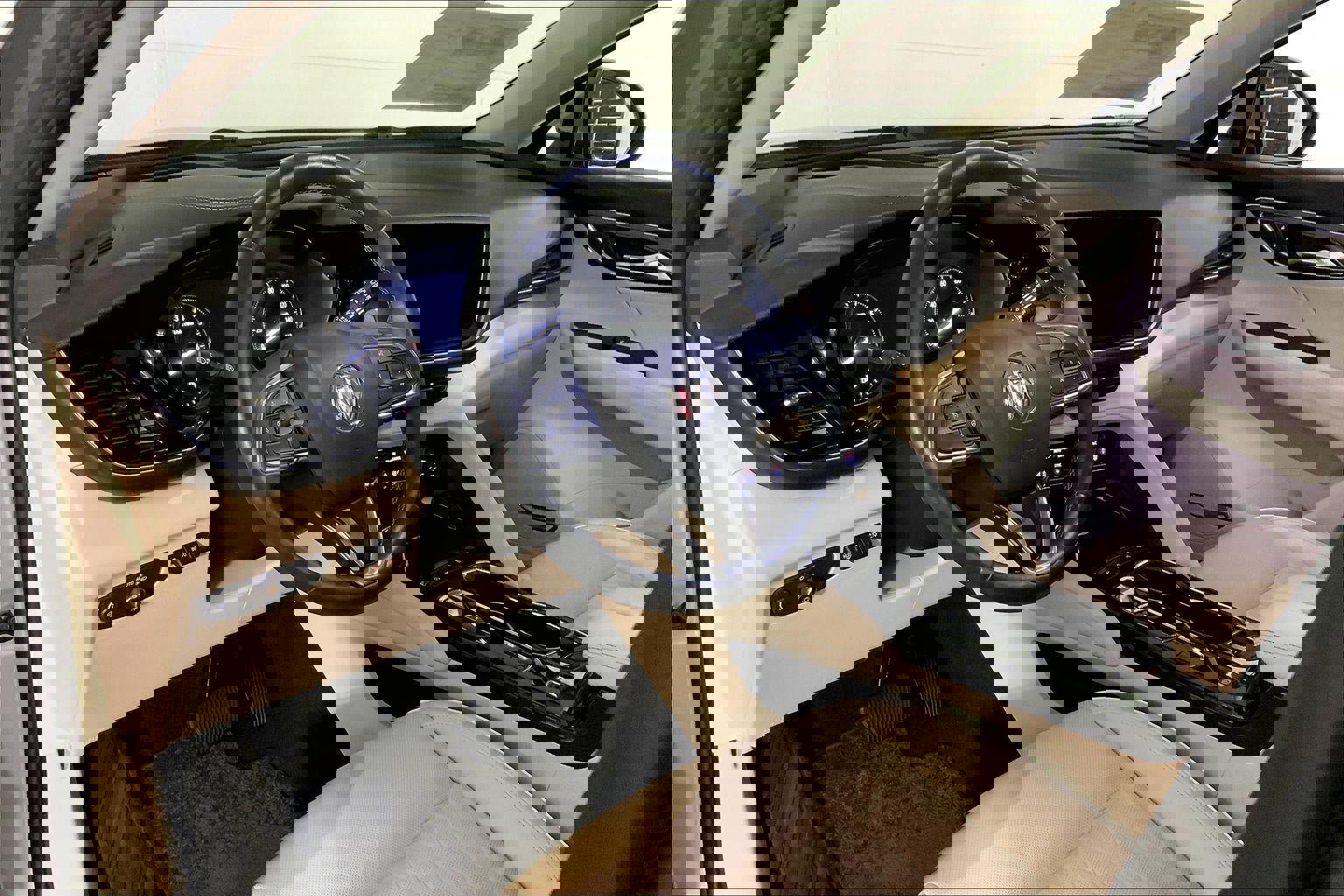 Used 2023 Buick Envision Avenir image 14