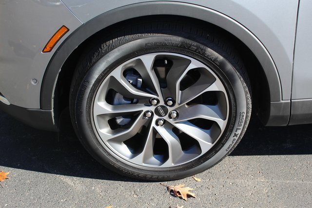 Certified 2023 Lincoln Nautilus Reserve w/ Equipment Group 201A image 13