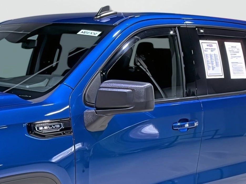 Used 2023 GMC Sierra 1500 Elevation w/ X31 Off-Road Package AWD/4WD image 8