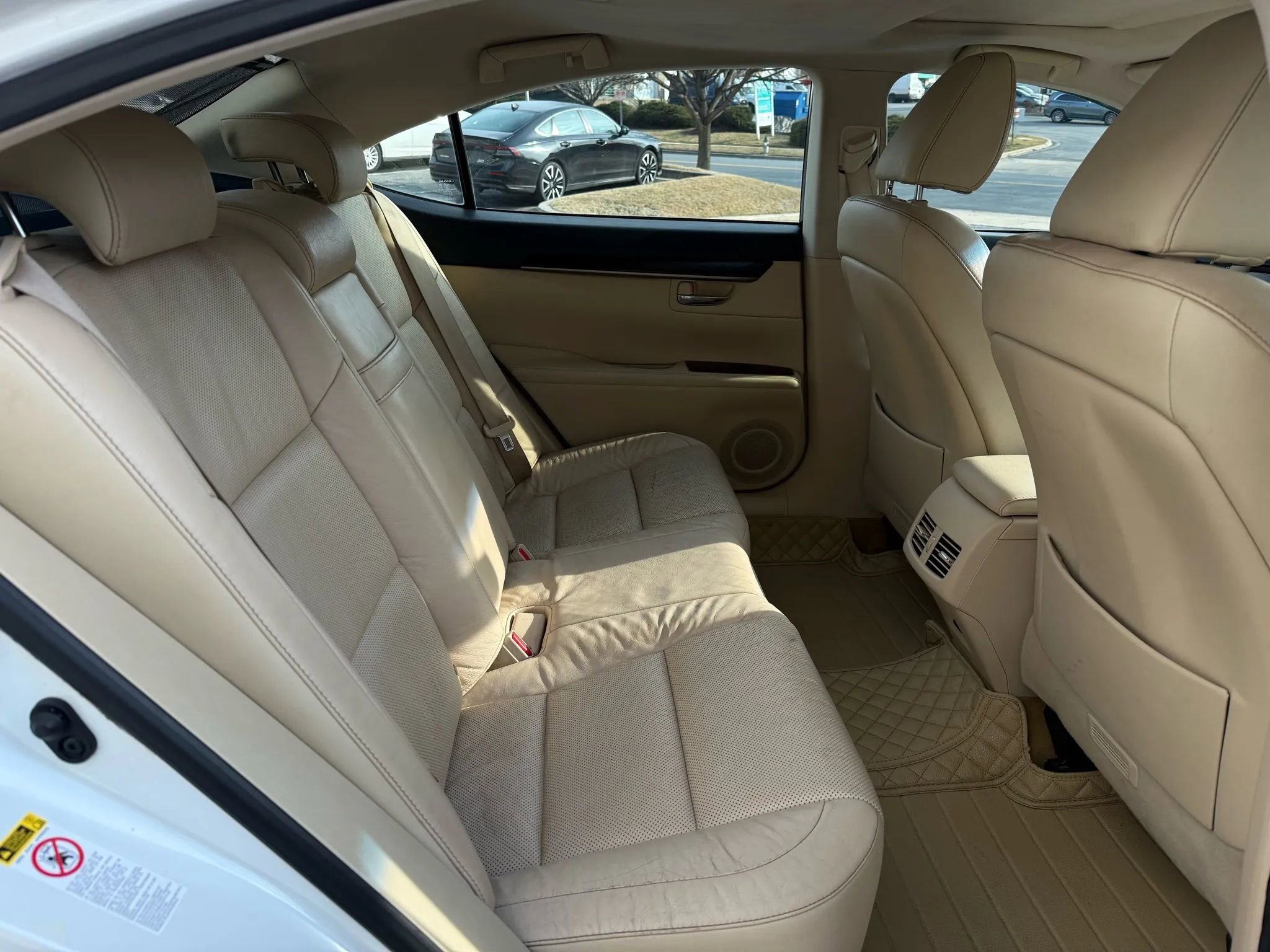 Used 2013 Lexus ES 350 w/ Luxury Pkg image 20