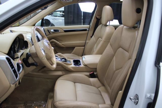 Used 2013 Porsche Cayenne AWD/4WD image 11