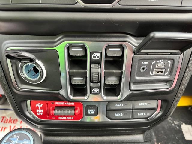 Used 2023 Jeep Wrangler Unlimited Rubicon 4xe image 46