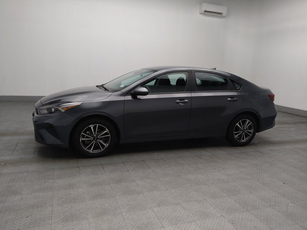 Used 2023 Kia Forte LXS image 2