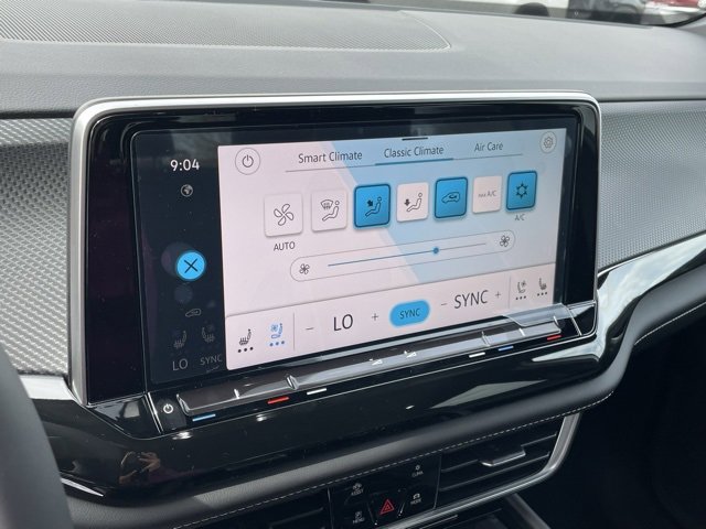 New 2025 Volkswagen Atlas Cross Sport SEL Premium R-Line image 15