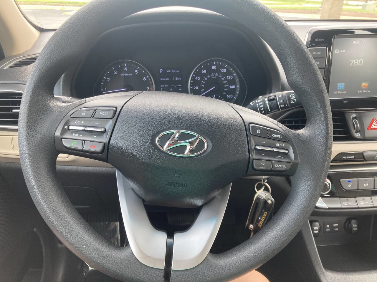 Used 2020 Hyundai Elantra GT image 12