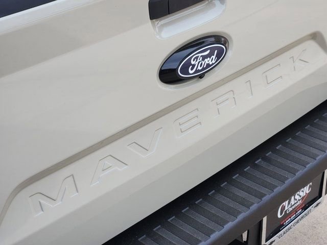 Used 2025 Ford Maverick XLT w/ Equipment Group 301A AWD/4WD image 9