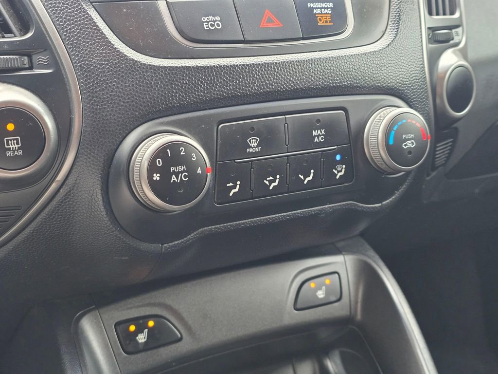 Used 2014 Hyundai Tucson SE image 23