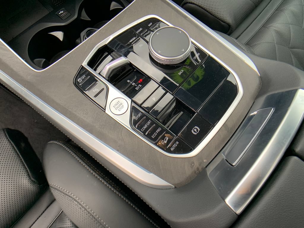 Used 2026 BMW X5 xDrive40i AWD/4WD image 26