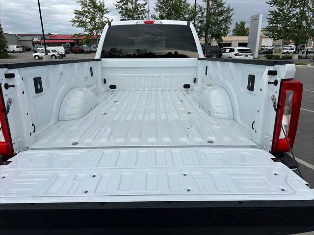 Used 2023 Ford F350 XLT w/ FX4 Off-Road Package image 14