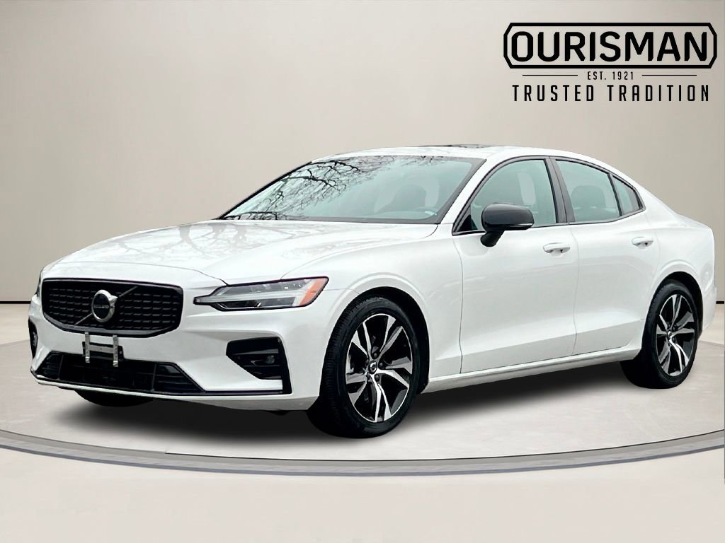 Used 2024 Volvo S60 B5 Core image 2