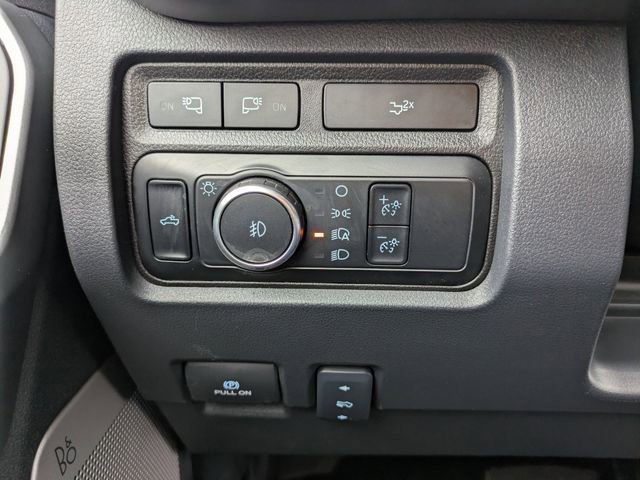 Used 2024 Ford F250 Lariat w/ Lariat Ultimate Package AWD/4WD image 29