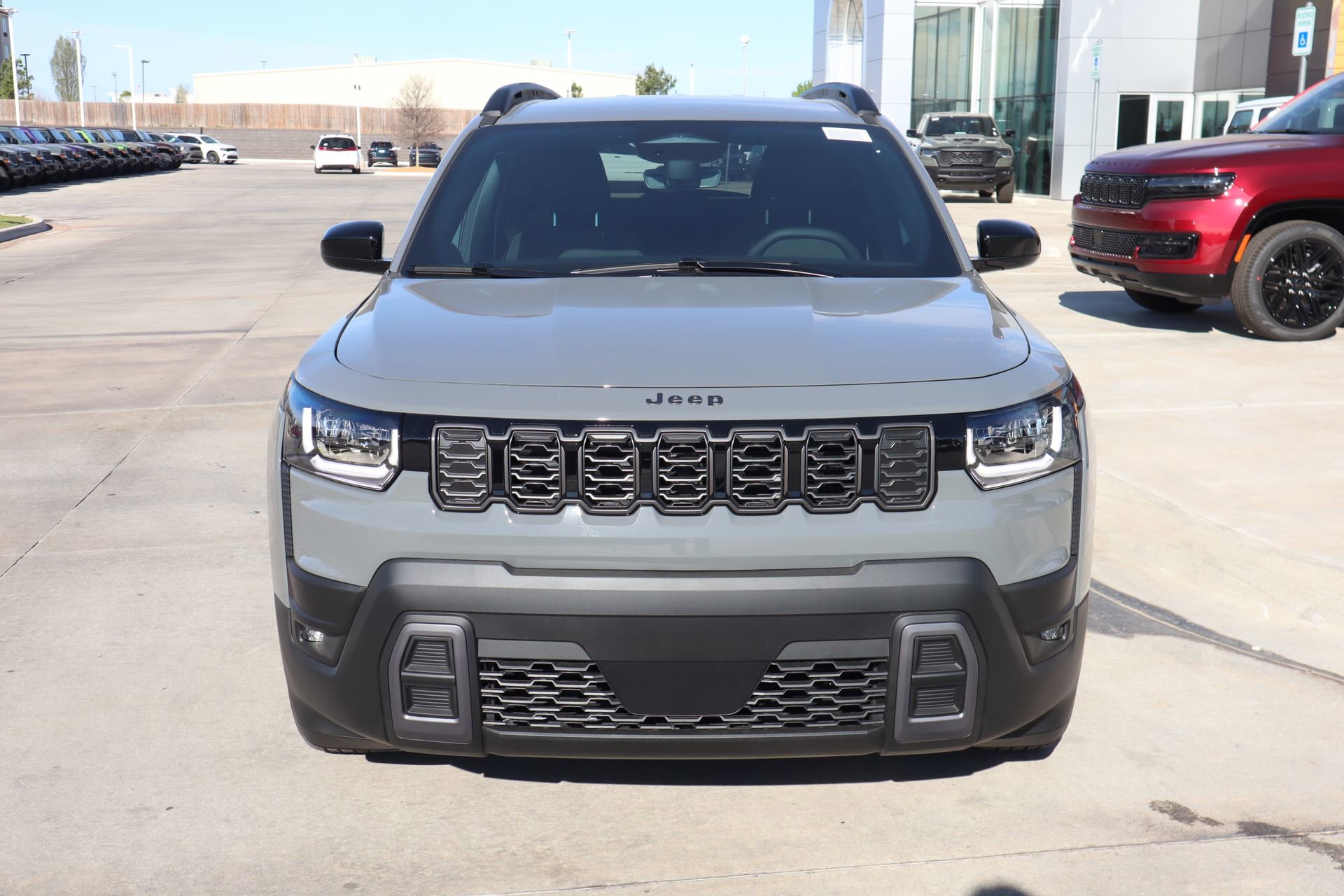 New 2026 Jeep Cherokee Laredo image 8