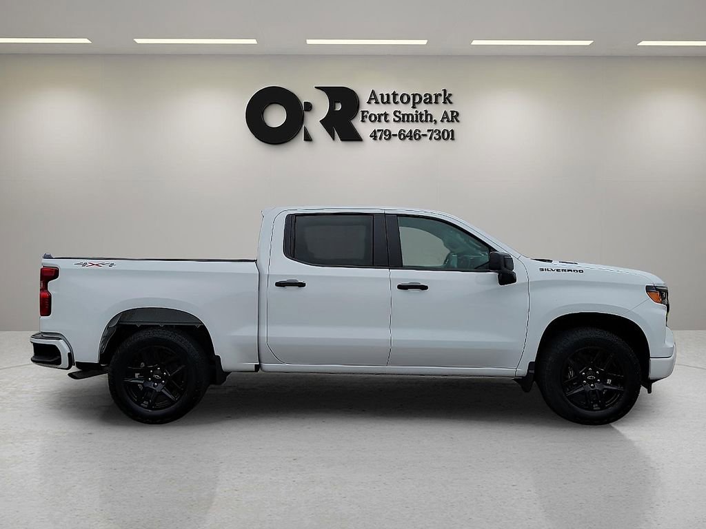 Used 2025 Chevrolet Silverado 1500 Custom w/ LPO, Dark Essentials Package image 6