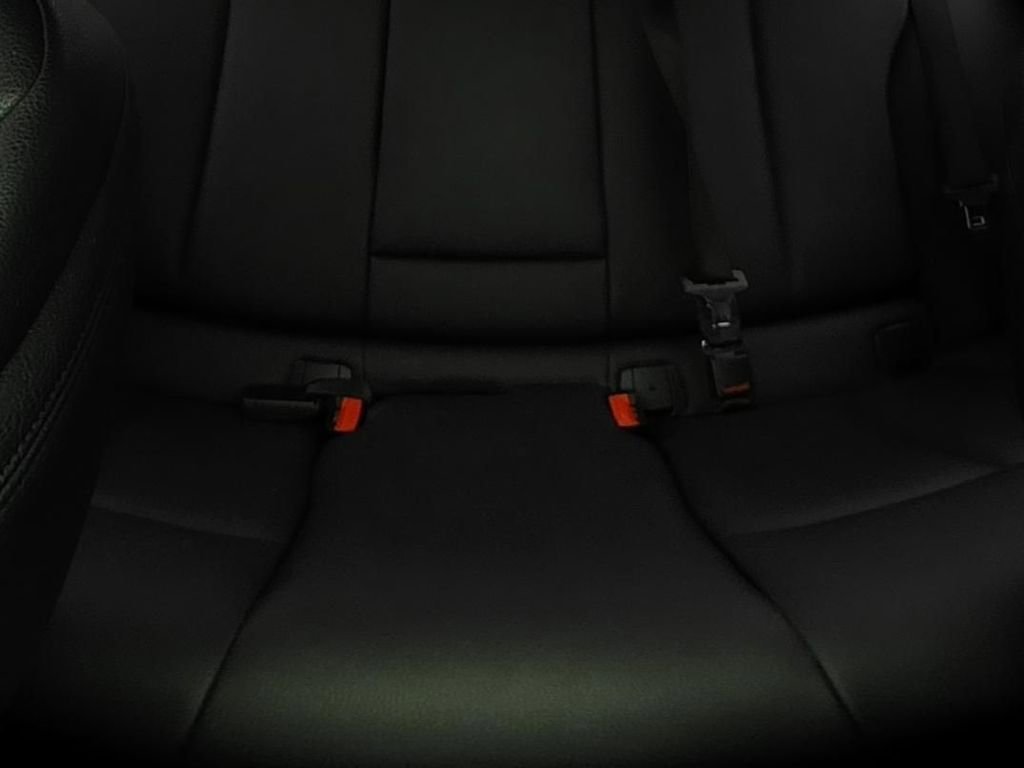 Used 2018 BMW 330i Sedan RWD image 13