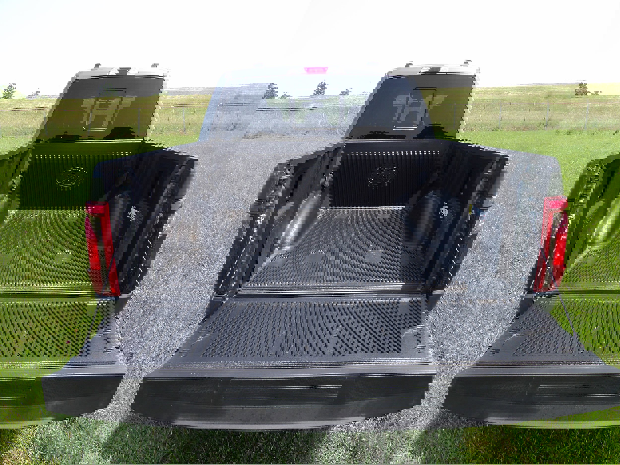 New 2025 Ford F150 XLT w/ Equipment Group 303A High image 9