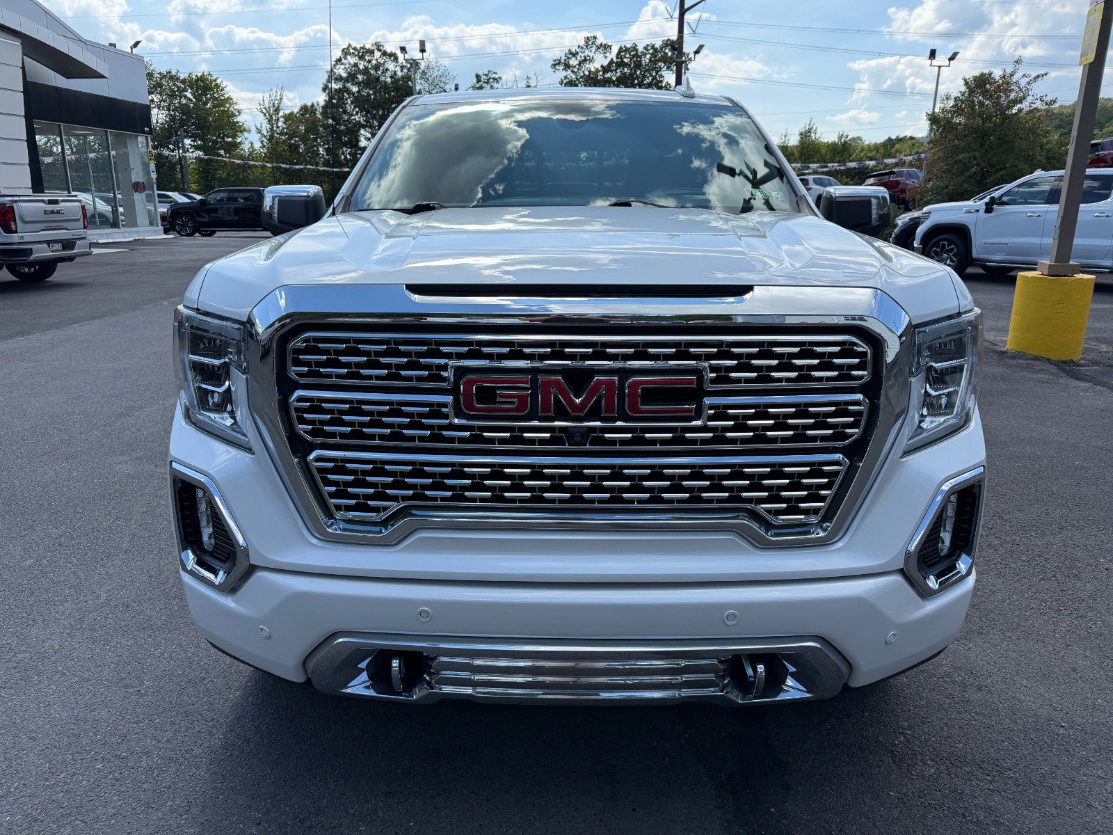 Certified 2020 GMC Sierra 1500 Denali w/ Denali Ultimate Package image 8
