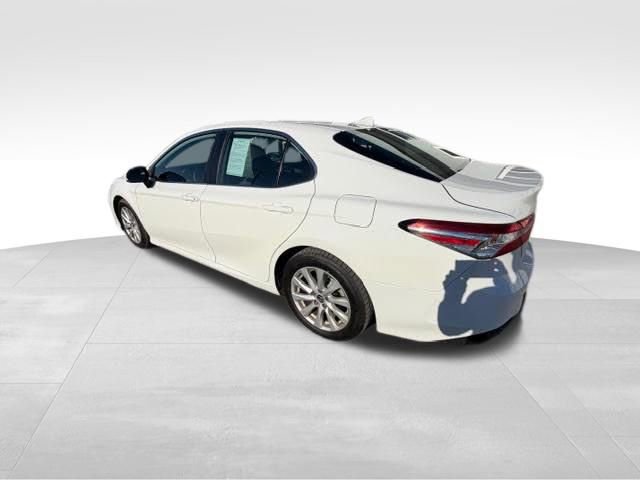 Used 2020 Toyota Camry LE w/ Convenience Package image 4