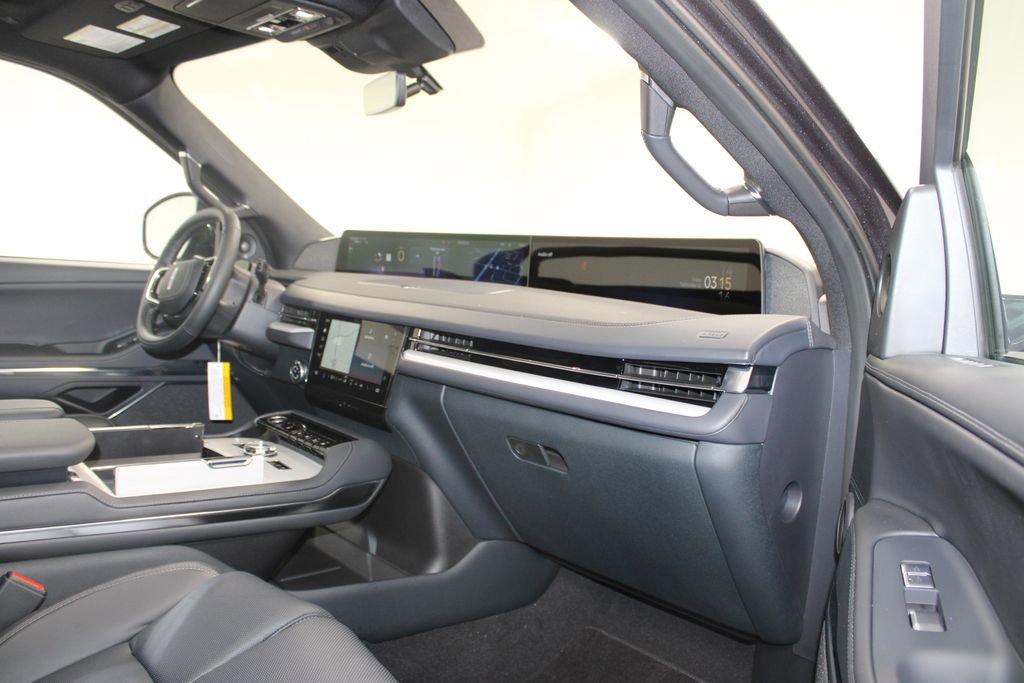 New 2025 Lincoln Navigator Reserve w/ Jet Appearance Package image 30