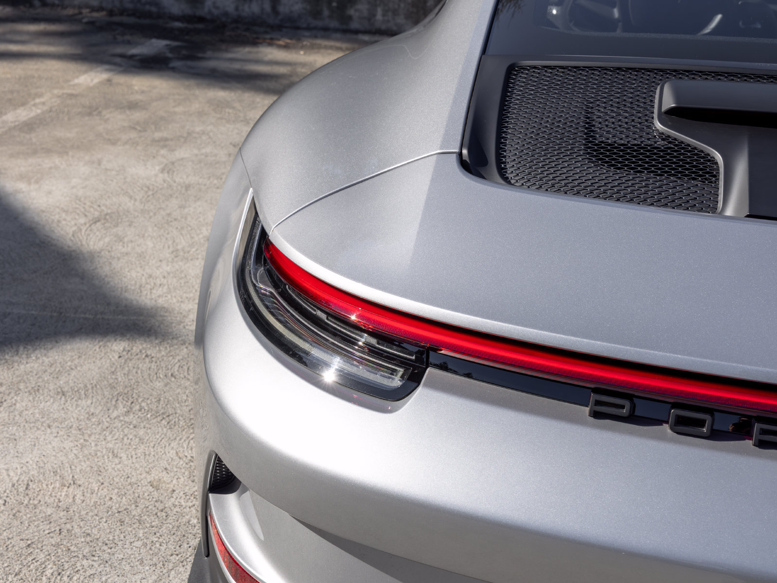 Used 2022 Porsche 911 GT3 RWD image 18
