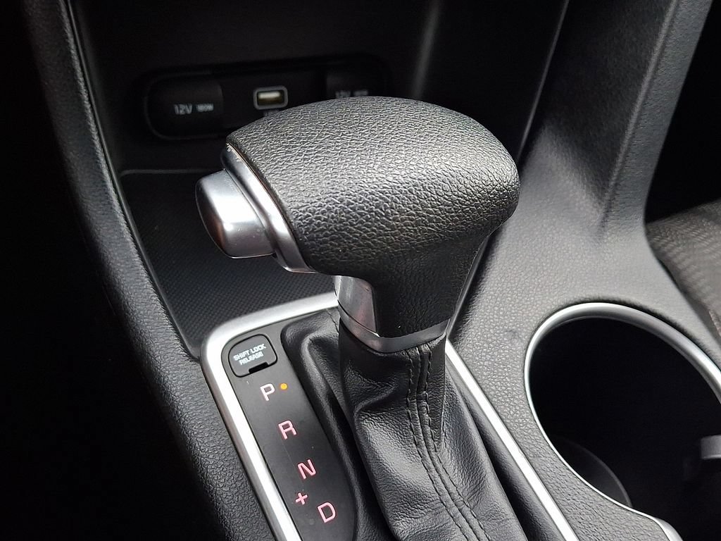Used 2020 Kia Sportage LX AWD/4WD image 16