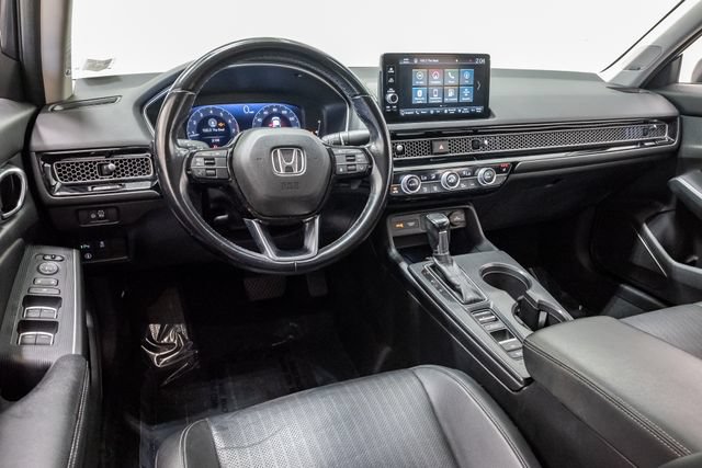 Used 2022 Honda Civic Touring image 7