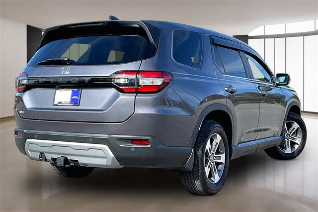 Certified 2025 Honda Pilot EX-L image 6