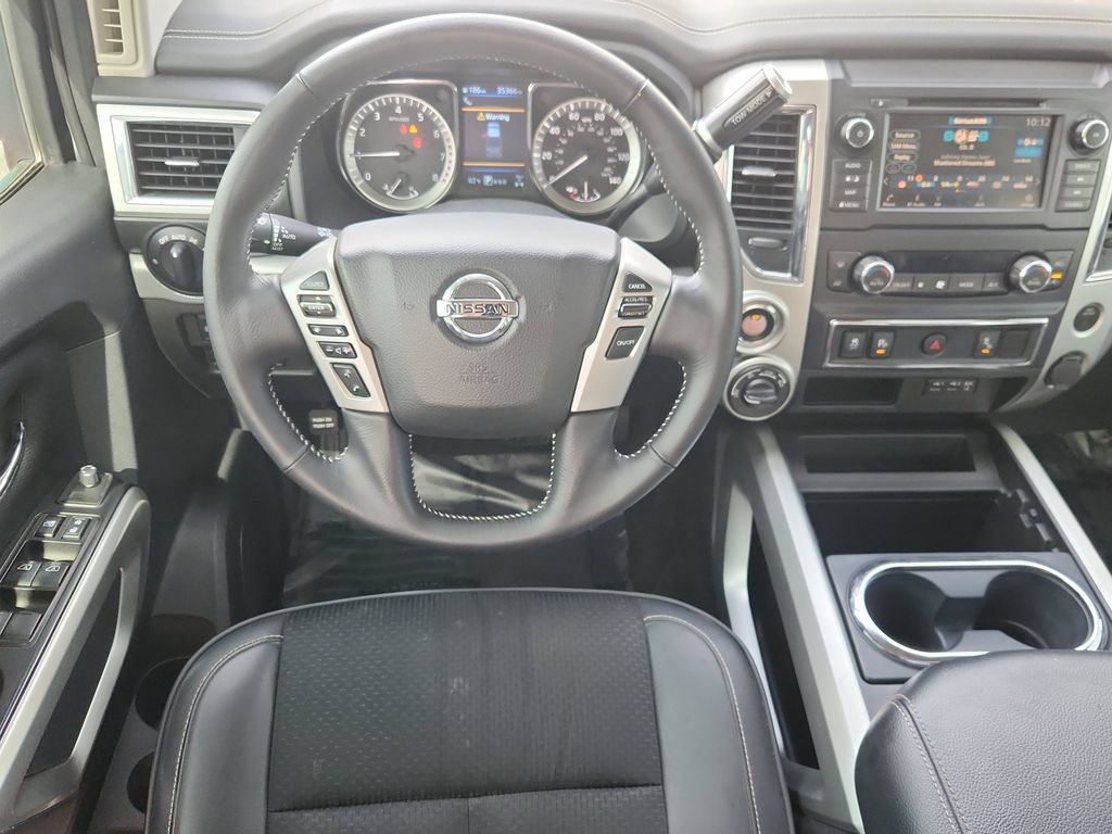 Used 2019 Nissan Titan PRO-4X AWD/4WD image 11