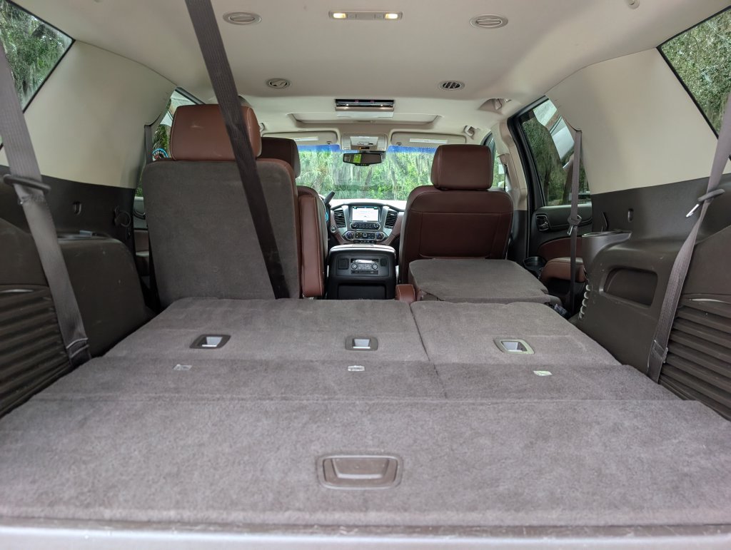 Used 2018 Chevrolet Tahoe Premier AWD/4WD image 18