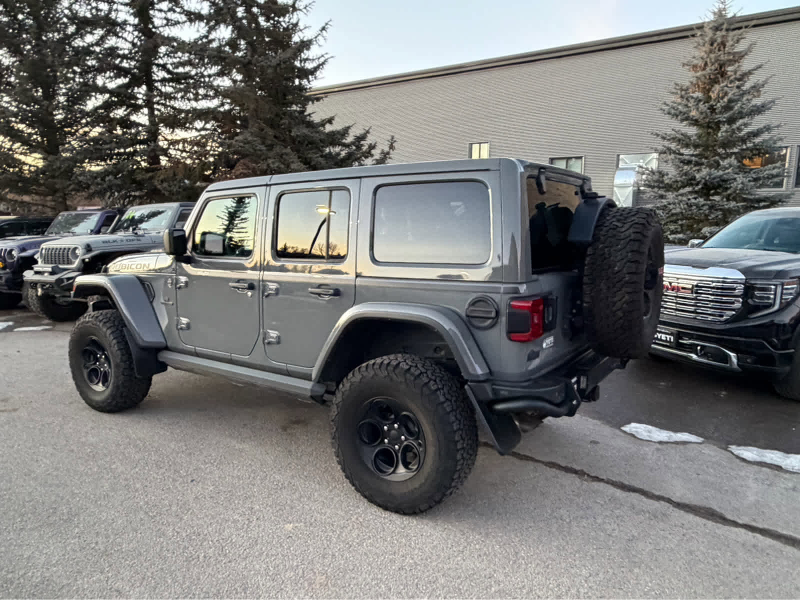 Used 2021 Jeep Wrangler Unlimited Rubicon image 10